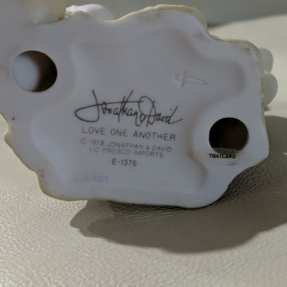 Precious Moments - Picture 3 of 3